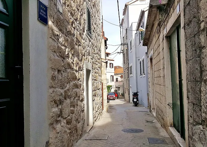 Lägenhet Stone House Varos *