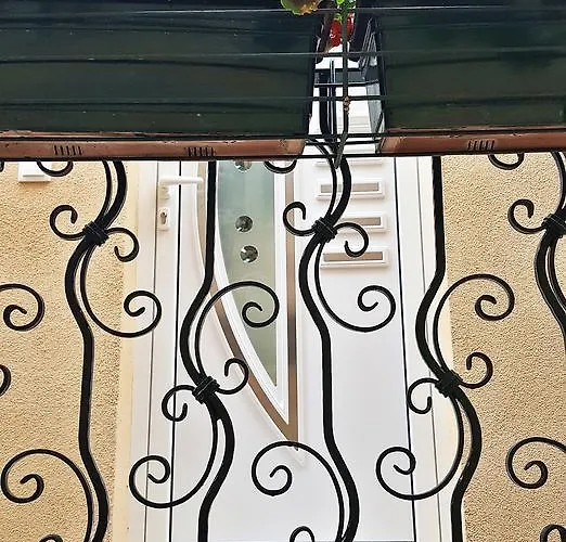 Lägenhet Stone House Varos Split