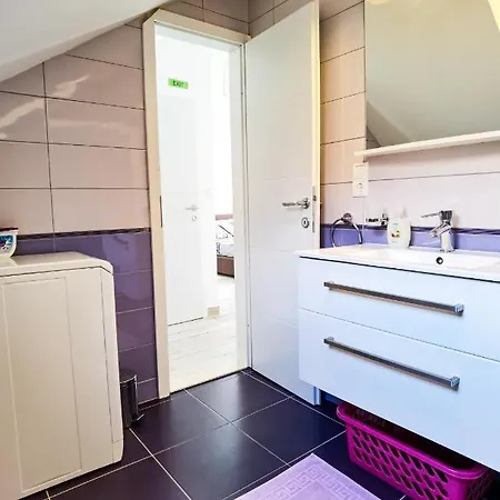Apartment Stone House Varos