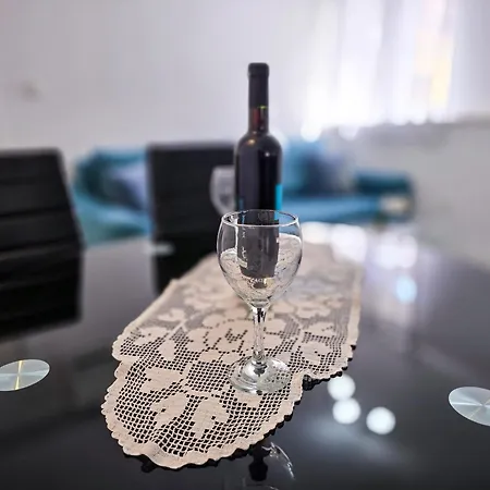 Apartment Stone House Varos